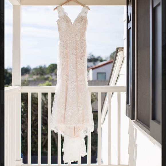 BHLDN wedding gown - Size 0 - Picture 2 of 8